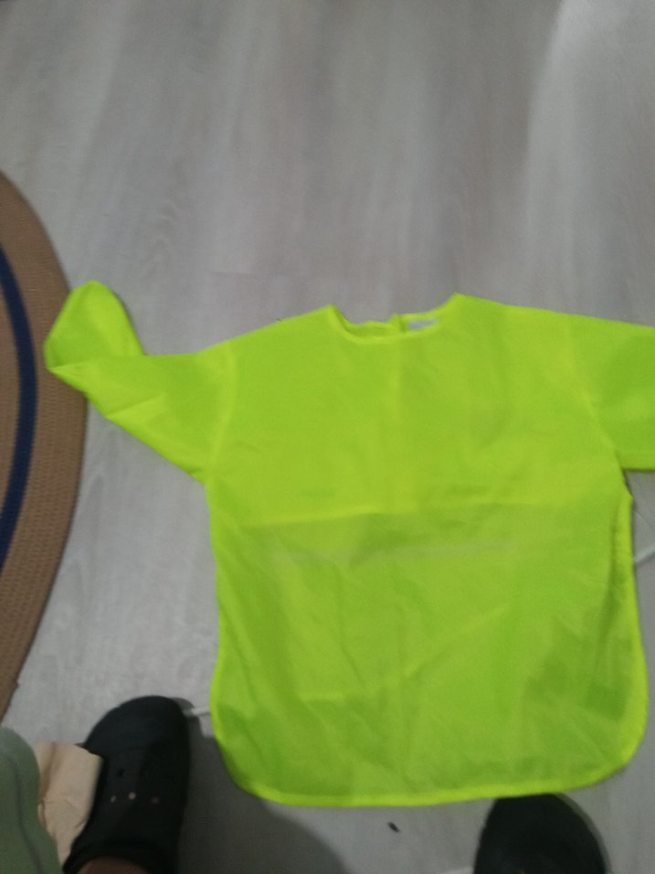 Sarı Bebek Önlüğü - Görsel 3