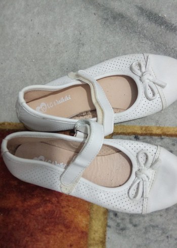 Kız Çocuk Beyaz Tokalı Babet Ayakkabı - Görsel 2