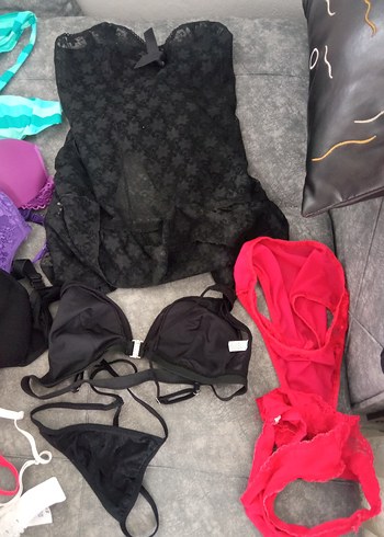 l Beden Siyah Gotik Midi Spor Sütyen