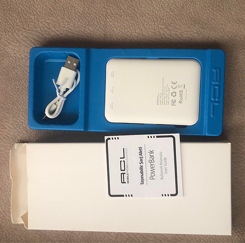 Sıfır kutusunda powerbank 5000 mAh