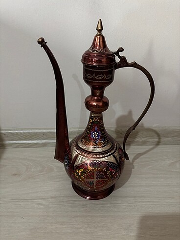 BAKIR İŞLEMELİ İBRİK