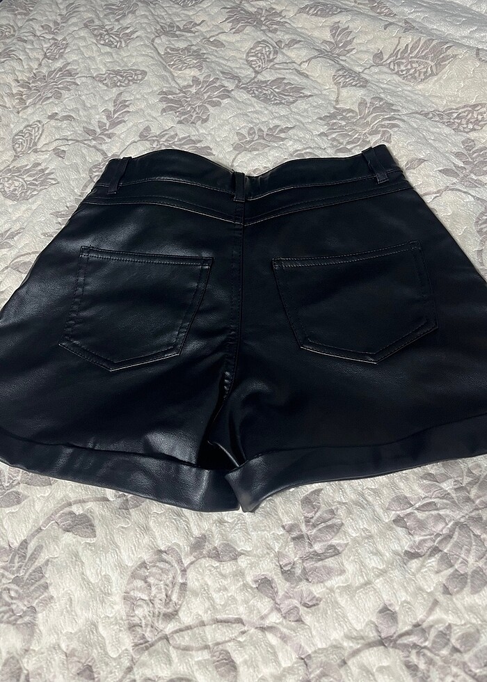 Deri şort 36 beden - Görsel 3