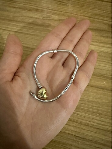 Beden Pandora altın sarısı bileklik