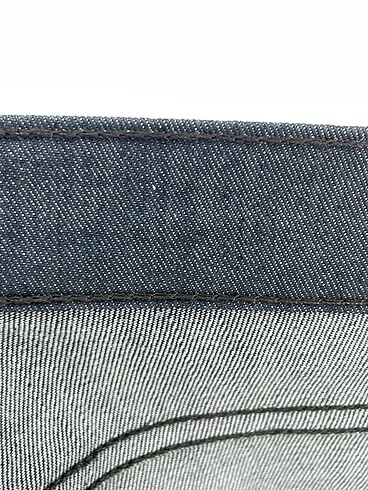 30 Beden çeşitli Renk Levis Jean / Kot %70 İndirimli.