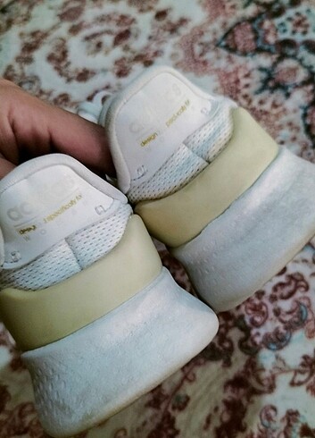 38 Beden ten rengi Renk adidas spor ayakkabı