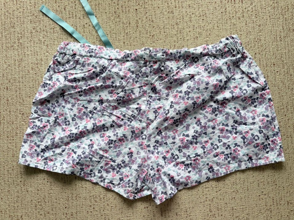 Çiçek Desenli Kadın Mini Şort - Görsel 5