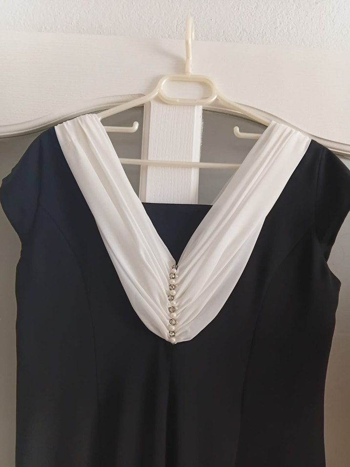 Siyah Beyaz Drapeli Midi Elbise - Görsel 4