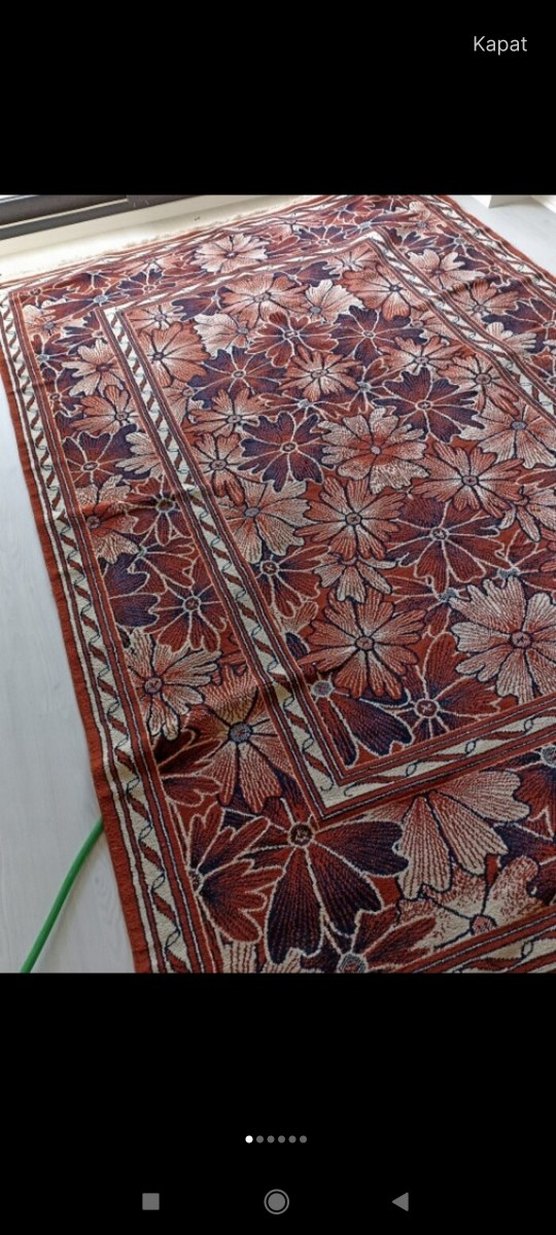 Bordo İşlemeli Geleneksel Halı - Görsel 4