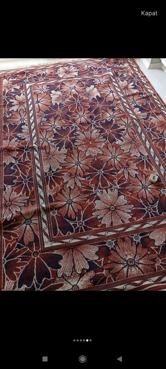 Bordo İşlemeli Geleneksel Halı - Görsel 2