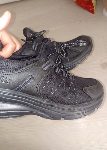 kadın Siyah Cırt Cırtlı Spor Ayakkabı - Görsel 3