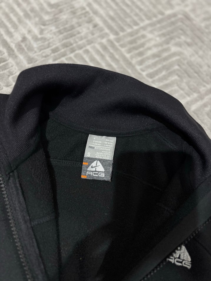 Siyah Fermuarlı Kapüşon - Görsel 4