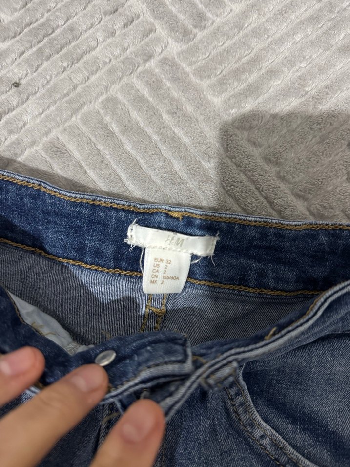 Kadın Mavi Bol Kesim Mini Denim Şort - Görsel 2