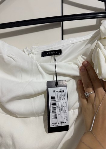 Beyaz Midi Drapeli Straplez Kadın Elbise - Görsel 3