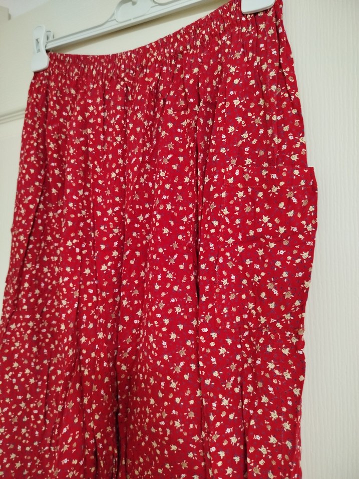 Kırmızı şalvar - Görsel 3