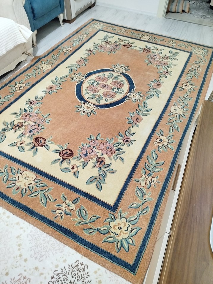 Çiçek Desenli Klasik Halı - Görsel 4
