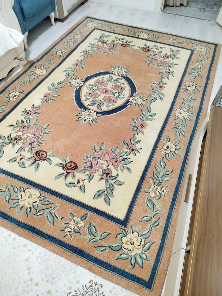 Çiçek Desenli Klasik Halı - Görsel 5