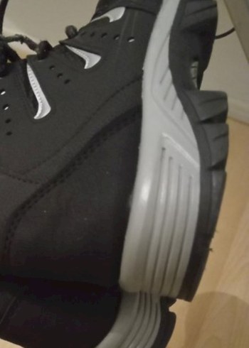 siyah bot - Görsel 3