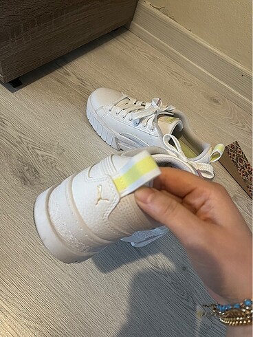 38,5 Beden beyaz Renk Puma Mayze Leather Snekear