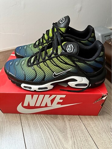 Orijinal Nike Air Max Plus Tn (44 no)