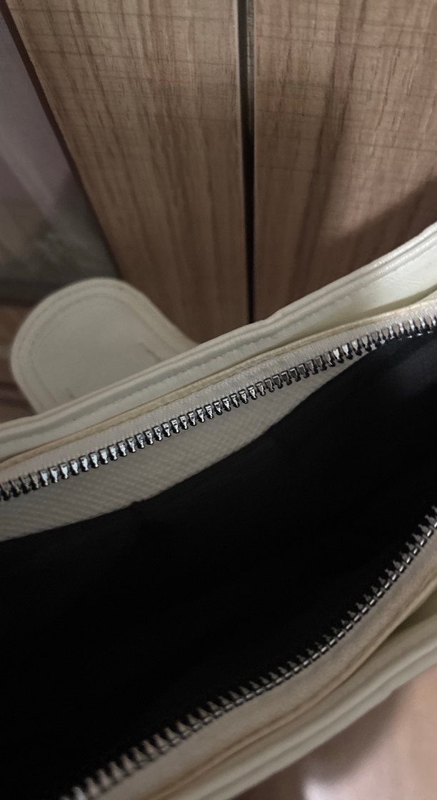 Beyaz Deri Kadın Omuz Çantası - Görsel 4