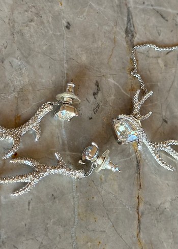 swarovski Payetli Geyik Desenli Kadın Takı Seti