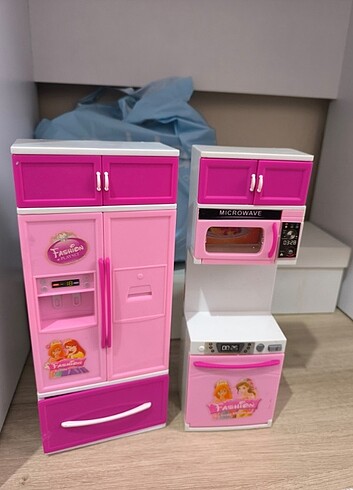 Beden Renk Barbie bebek mutfağı