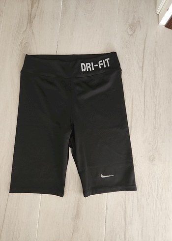 Siyah Dri-Fit Mini Spor Şort