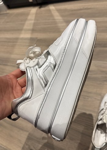 Hogan 39