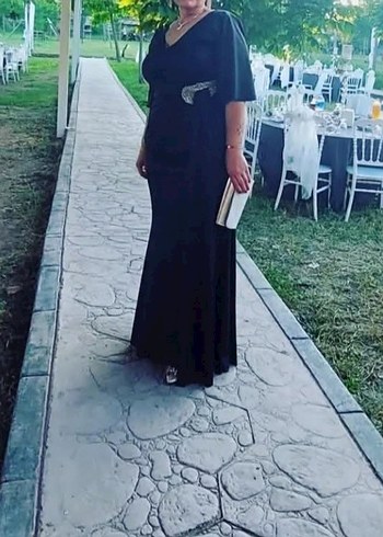 Siyah Uzun V Yaka Gotik Abiye Elbise