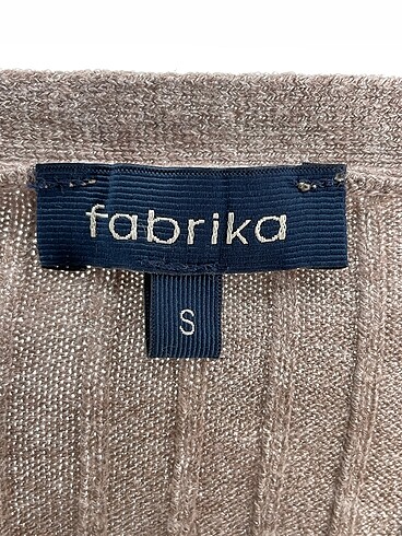 s Beden çeşitli Renk Fabrika Hırka %70 İndirimli.