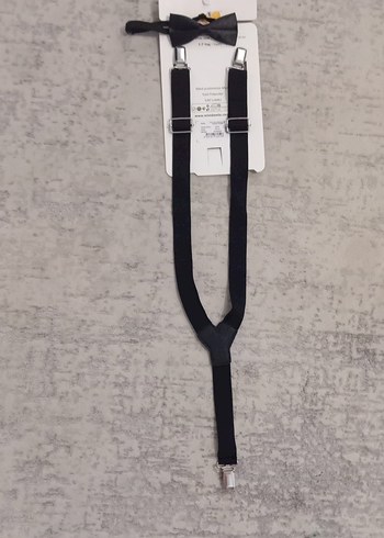 Minimalist Siyah Çocuk Askısı