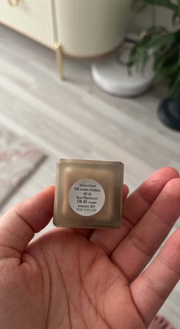 Clinique Superbalanced Fondöten Bej - Görsel 3