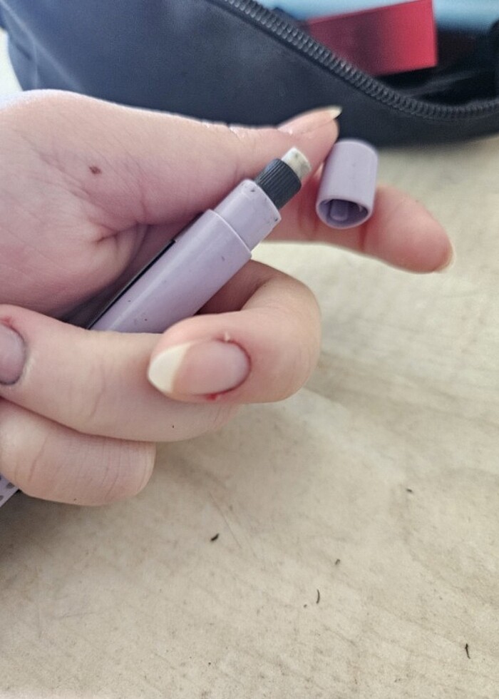 Faber Castell Üçgen 0.5 Uçlu kalem - Görsel 4