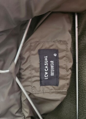 LC WAİKİKİ 40 BEDEN ŞİŞME MONT - Görsel 5