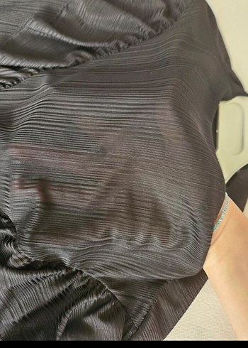 Uzun Kollu Siyah V Fırfırlı Tül Elbise - Görsel 4