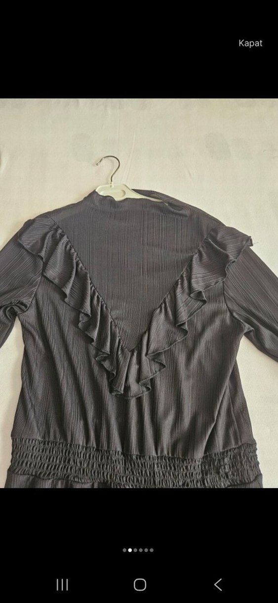 Uzun Kollu Siyah V Fırfırlı Tül Elbise - Görsel 2