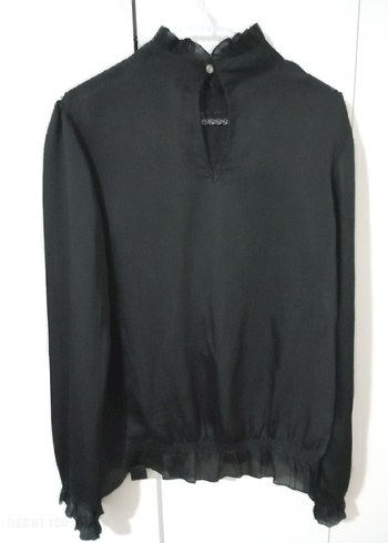 Kadın Siyah Fırfırlı Gotik Bluz - Görsel 3