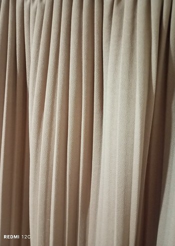 Bej Uzun Pilili Kadın Etek - Görsel 2