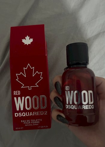 Dsquared2 Red Wood Parfümü 50 ml - Görsel 3