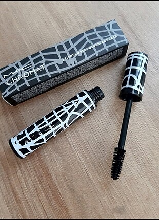 Mascara