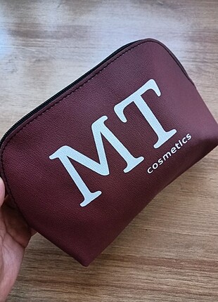 Makyaj çanta