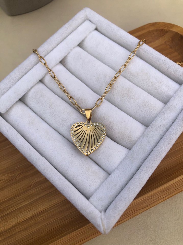 Altın Renkli Çelik Kalp Kolye - Görsel 3