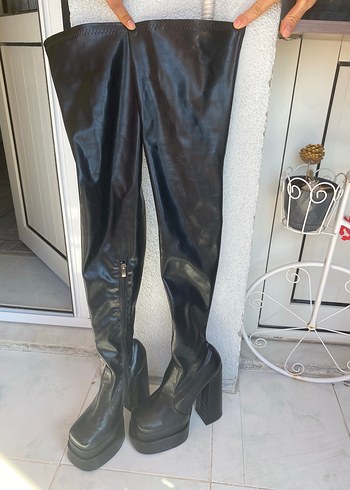 Kadın Siyah Deri Dizüstü Gotik Stiletto Çizme