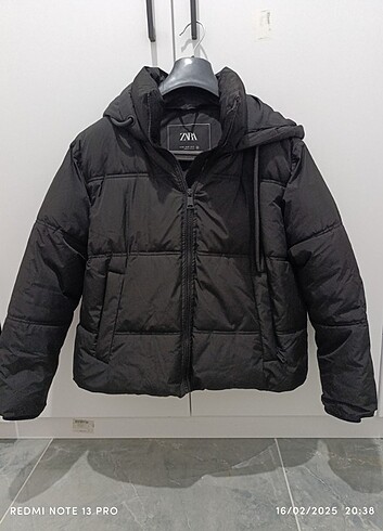 xs Beden siyah Renk zara şişme mont 