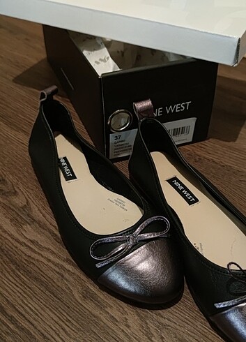 37 Beden Nine West Marka Babet