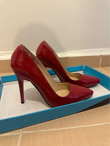 Stiletto sivri burun kırmızı topuklu ayakkabı - Görsel 5