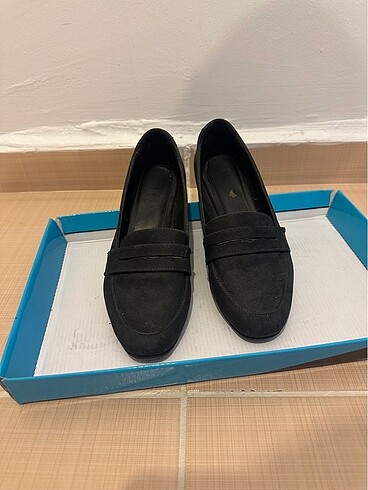 Siyah süet loafer