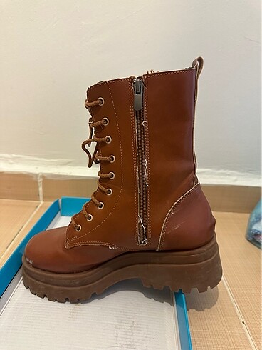 Deri kalın tabanlı kadın bot - Görsel 7