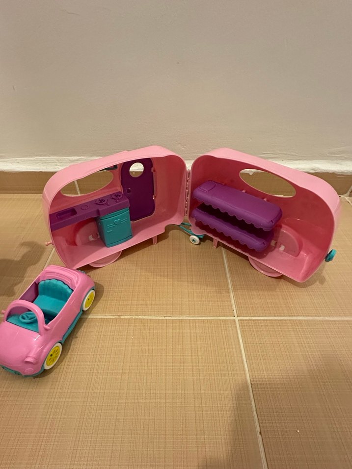 Pembe Oyuncak Araba ve Karavan - Görsel 3