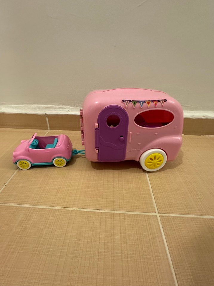 Pembe Oyuncak Araba ve Karavan - Görsel 2